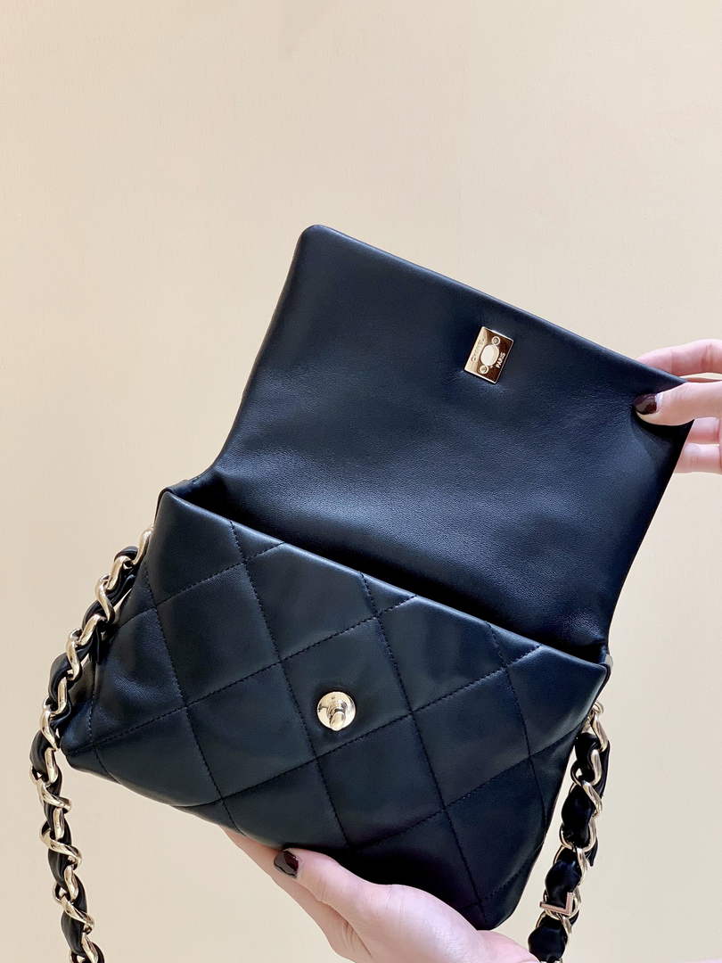 Chanel AS2299 Flap Shoulder Bag In Black
