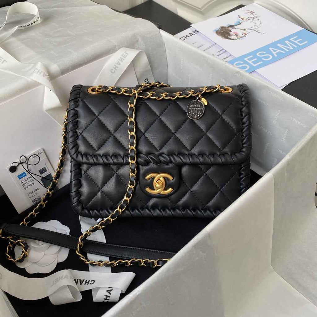 Chanel as2496 Flap Bag lambskin black