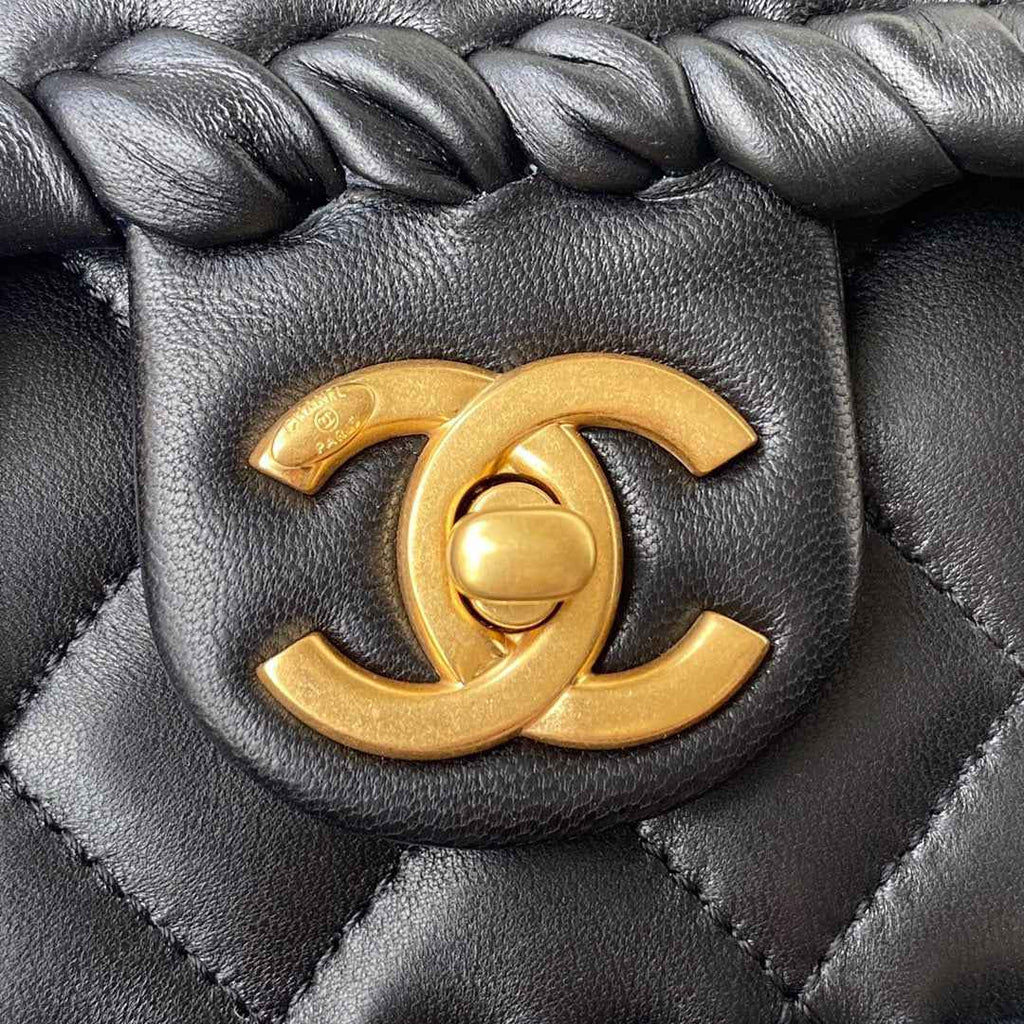Chanel as2496 Flap Bag lambskin black