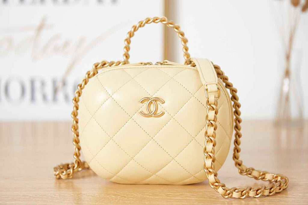 Chanel AS3066 Small Vanity Case Lambskin gold-tone metal Apricot