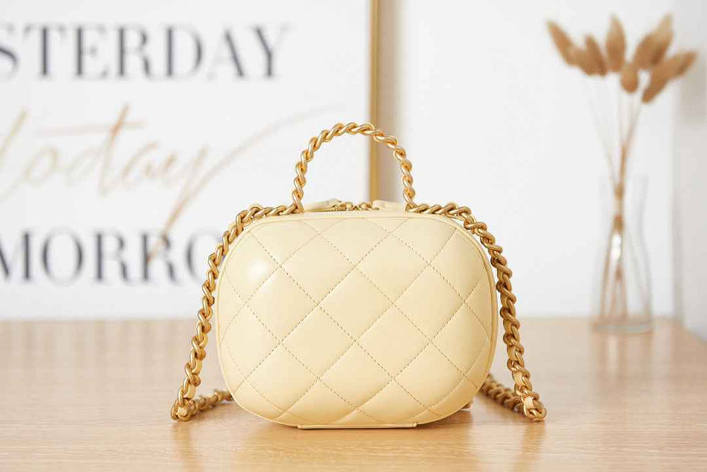 Chanel AS3066 Small Vanity Case Lambskin gold-tone metal Apricot