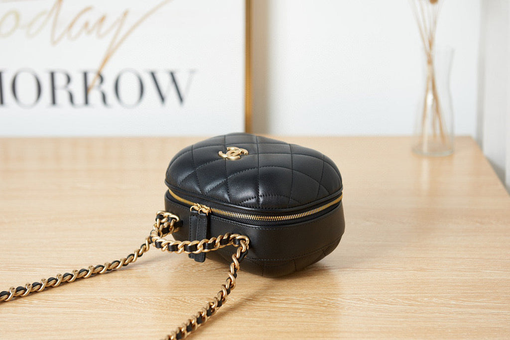 Chanel AS3066 Small Vanity Case Lambskin gold-tone metal Black