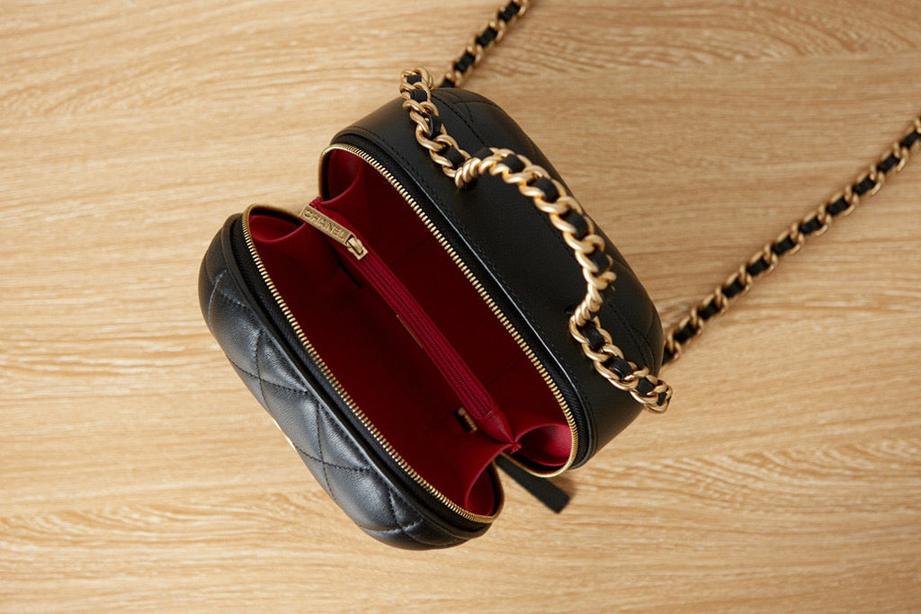 Chanel AS3066 Small Vanity Case Lambskin gold-tone metal Black