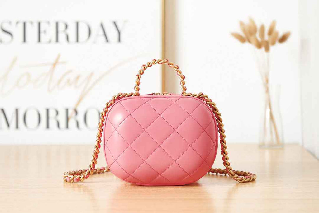 Chanel AS3066 Small Vanity Case Lambskin gold-tone metal pink