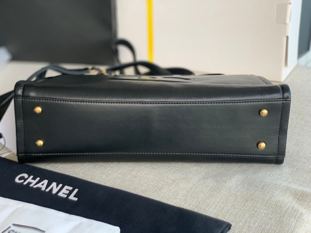 Chanel AS3129 Maxi Shopping Tote Bag Calfskin In Black Gold