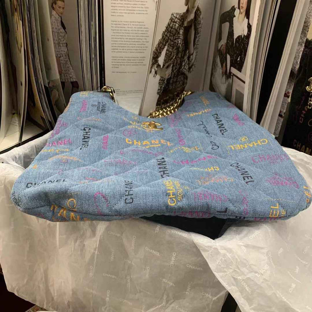Chanel AS3156 Maxi Hobo Bag Printed denim gold-tone metal Blue