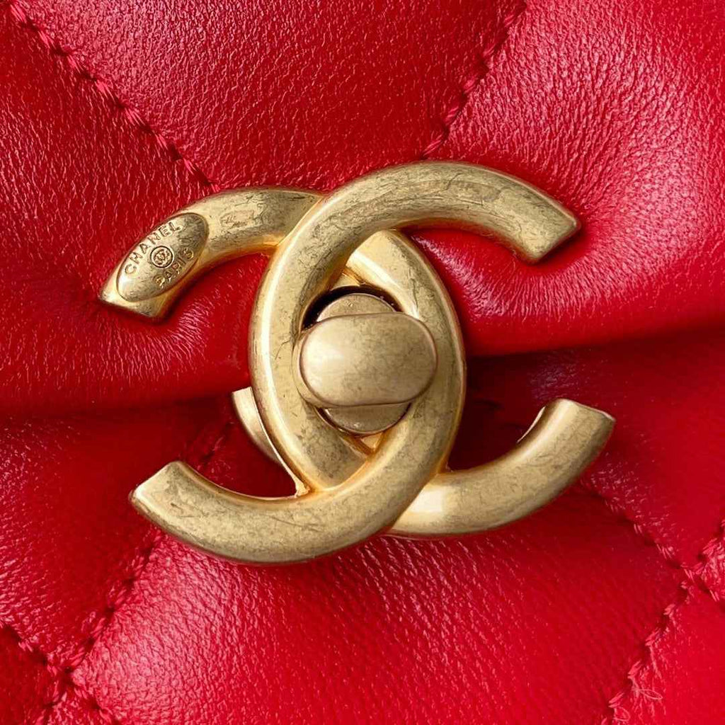 Chanel AS3206 Small Flap Bag Lambskin Gold-Tone Metal Red