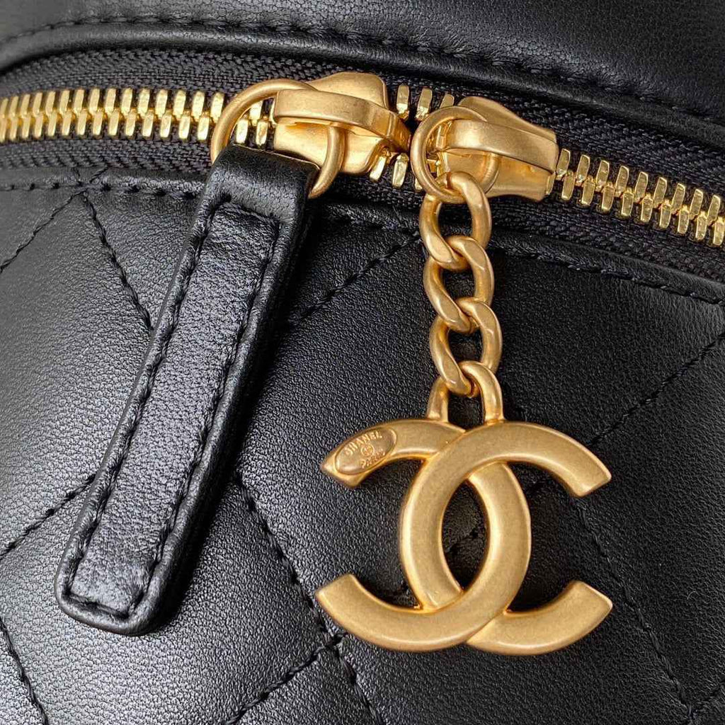 Chanel AS3210 Small Vanity Case Lambskin gold-tone Black