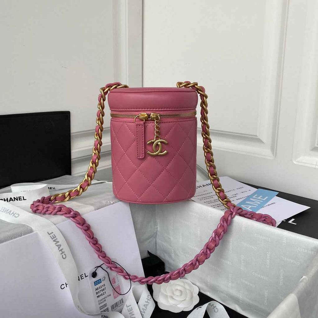Chanel AS3210 Small Vanity Case Lambskin gold-tone Pink