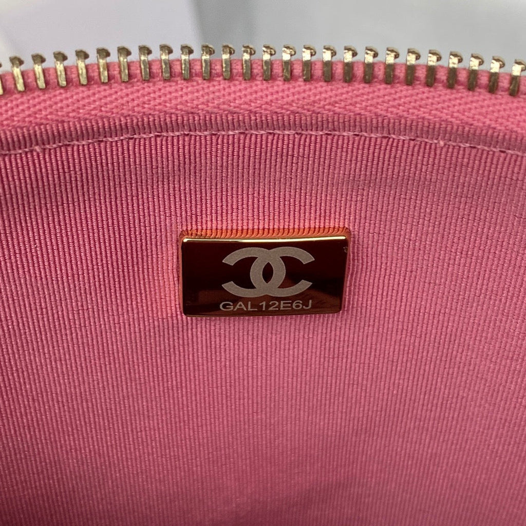 Chanel AS3210 Small Vanity Case Lambskin gold-tone Pink