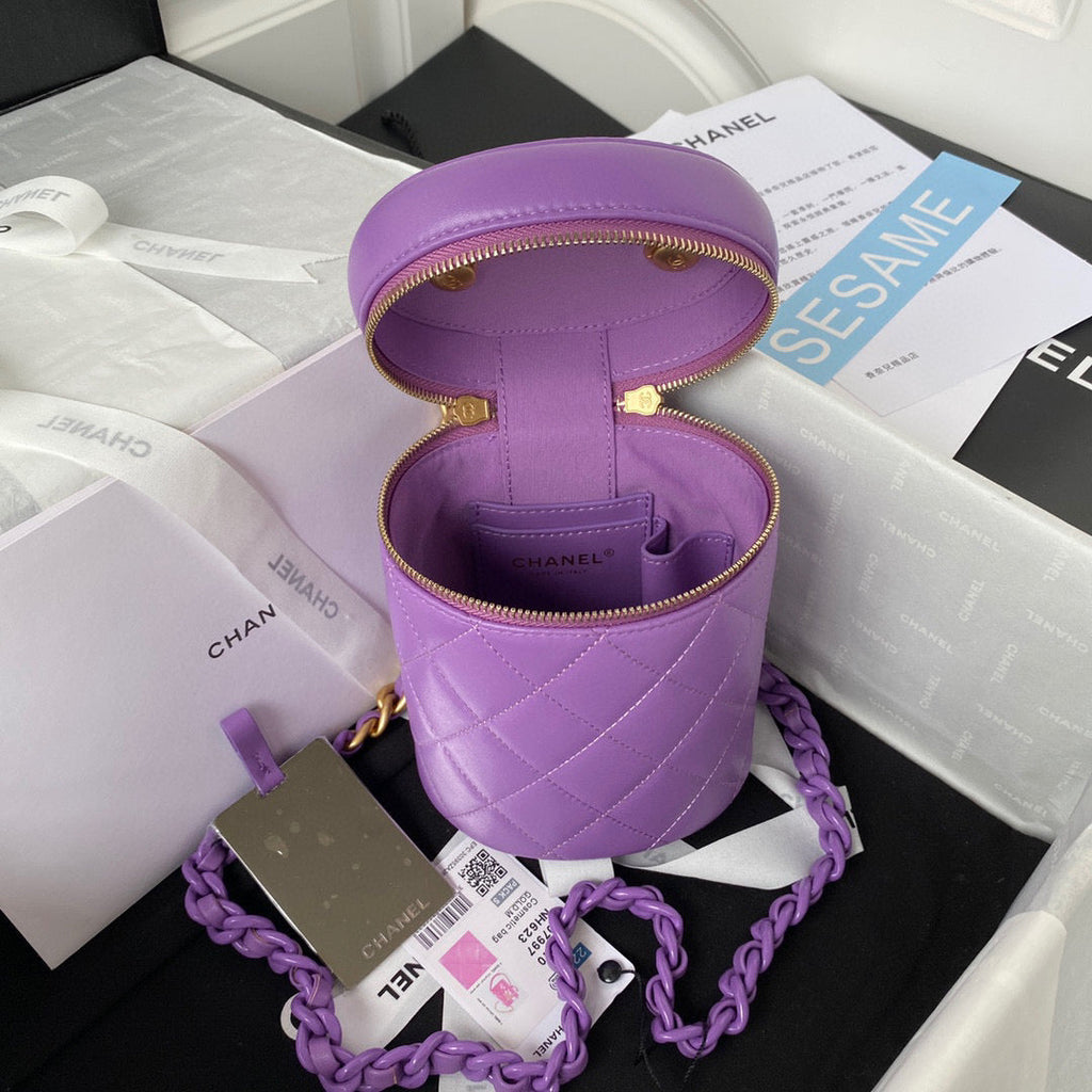 Chanel AS3210 Small Vanity Case Lambskin gold-tone Purple