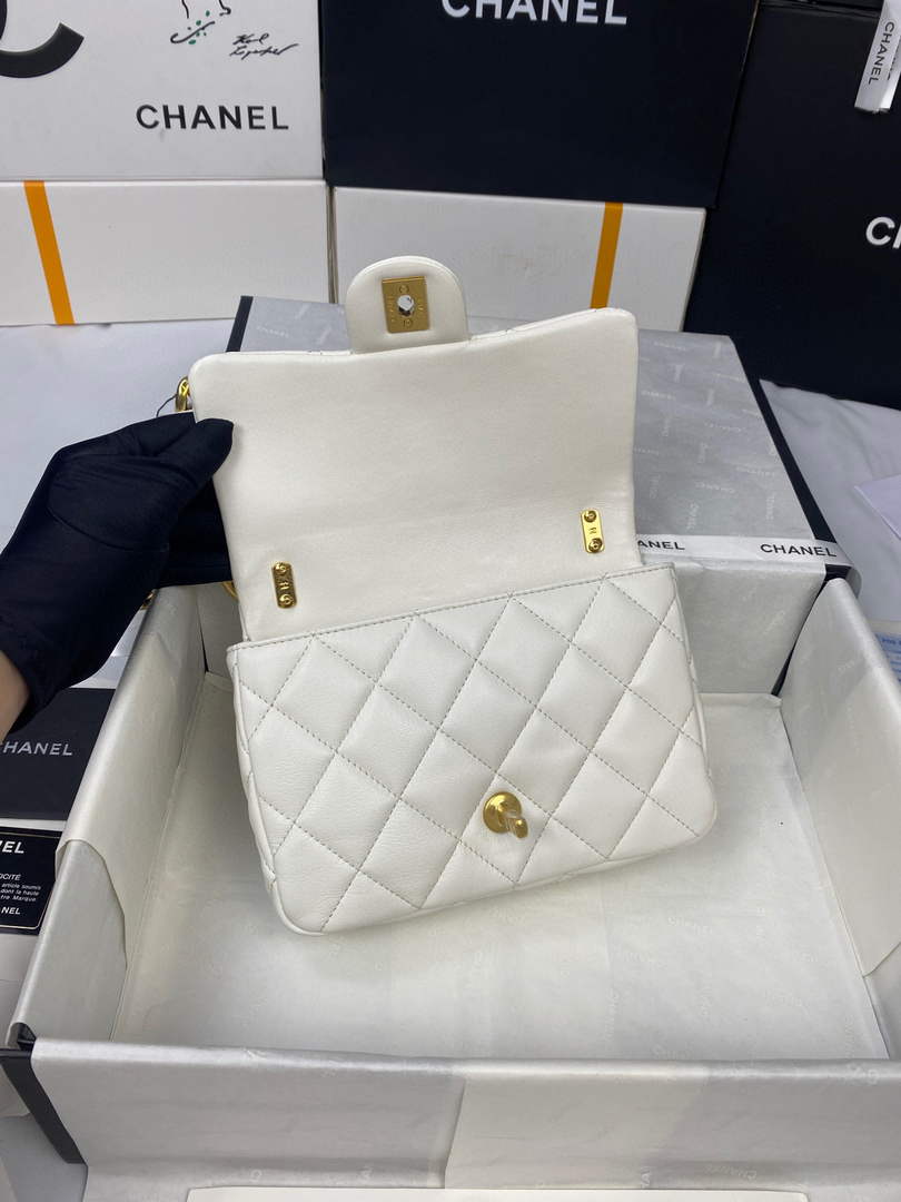 Chanel AS3214 Small Flap Bag Lambskin Gold-Tone Metal Beige
