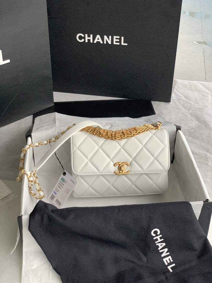 Chanel AS3240 Small Flap Bag Lambskin white