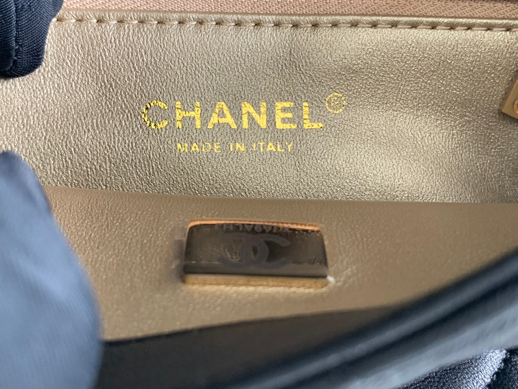 Chanel AS3241 Small Flap Bag Lambskin Black