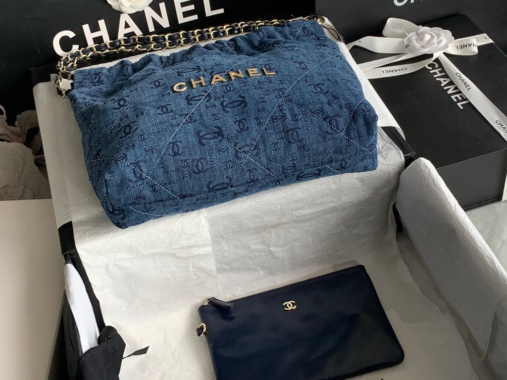 Chanel AS3260 22 Small Handbag Gold-Tone Metal Blue