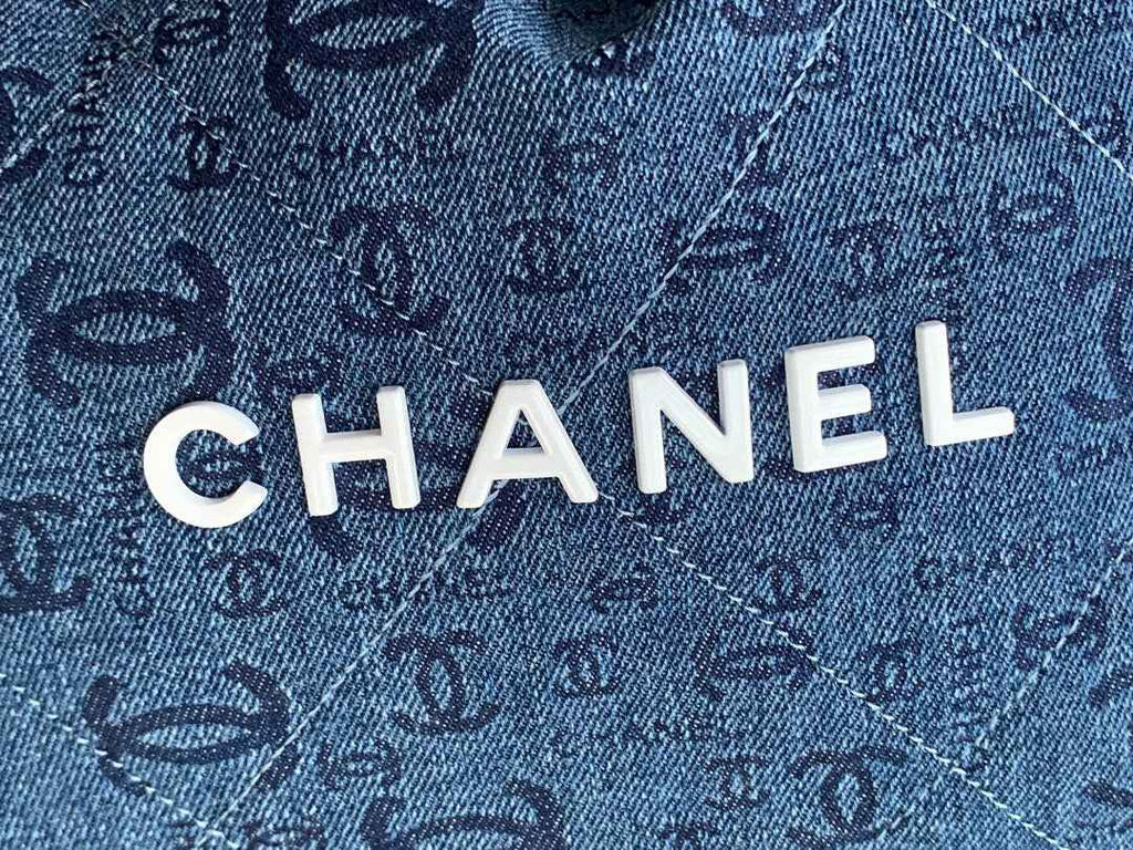 Chanel AS3261 22 Handbag Gold-Tone Metal Blue Logo white