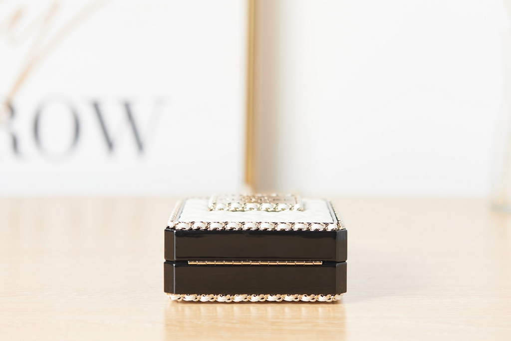 Chanel AS3264 Evening Bag Lambskin Plexi gold White