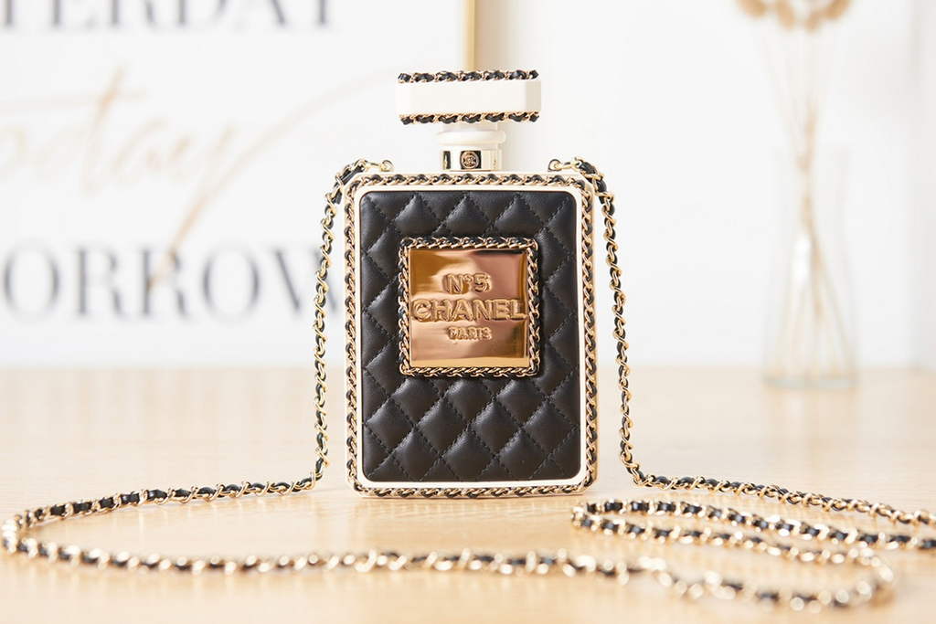 Chanel AS3264 Evening Bag Lambskin Plexi gold Black