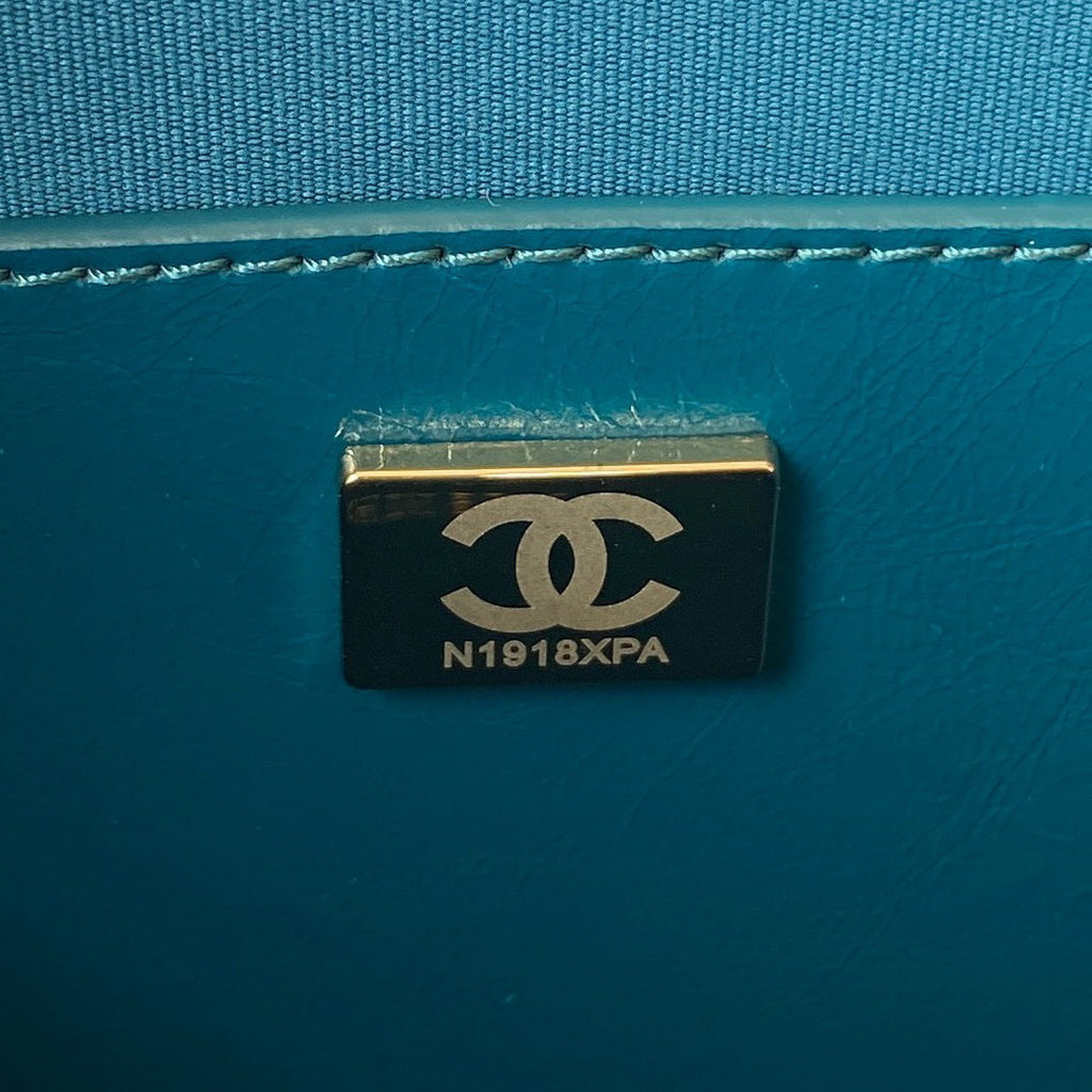 Chanel AS3332 CC Rucksack Backpack Calfskin leather Green