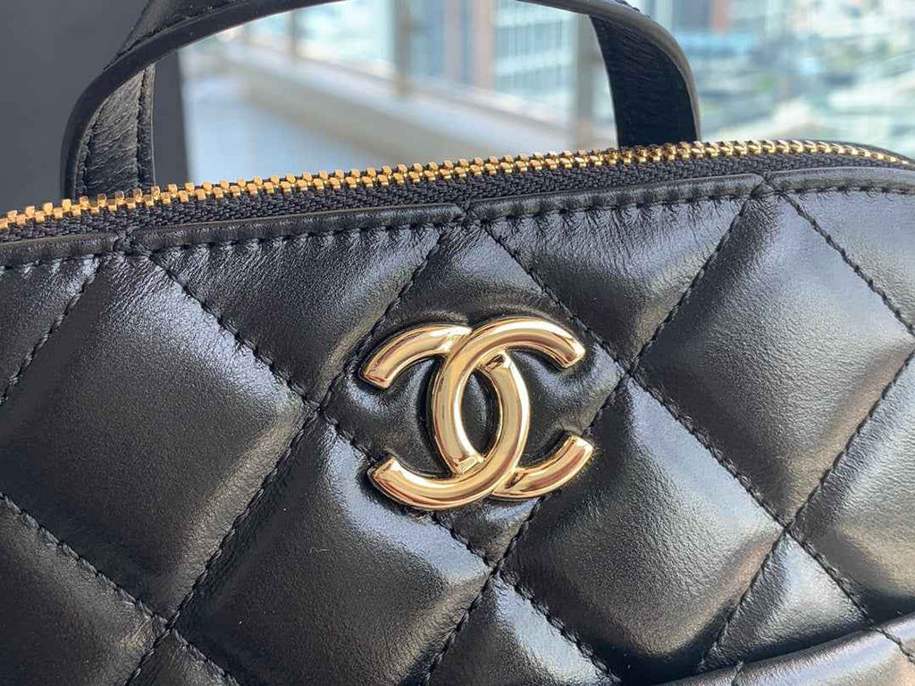 Chanel AS3332 CC Rucksack Backpack Calfskin leather Black