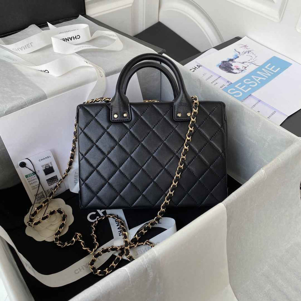 Chanel AS3345 Vanity Case Calfskin Black