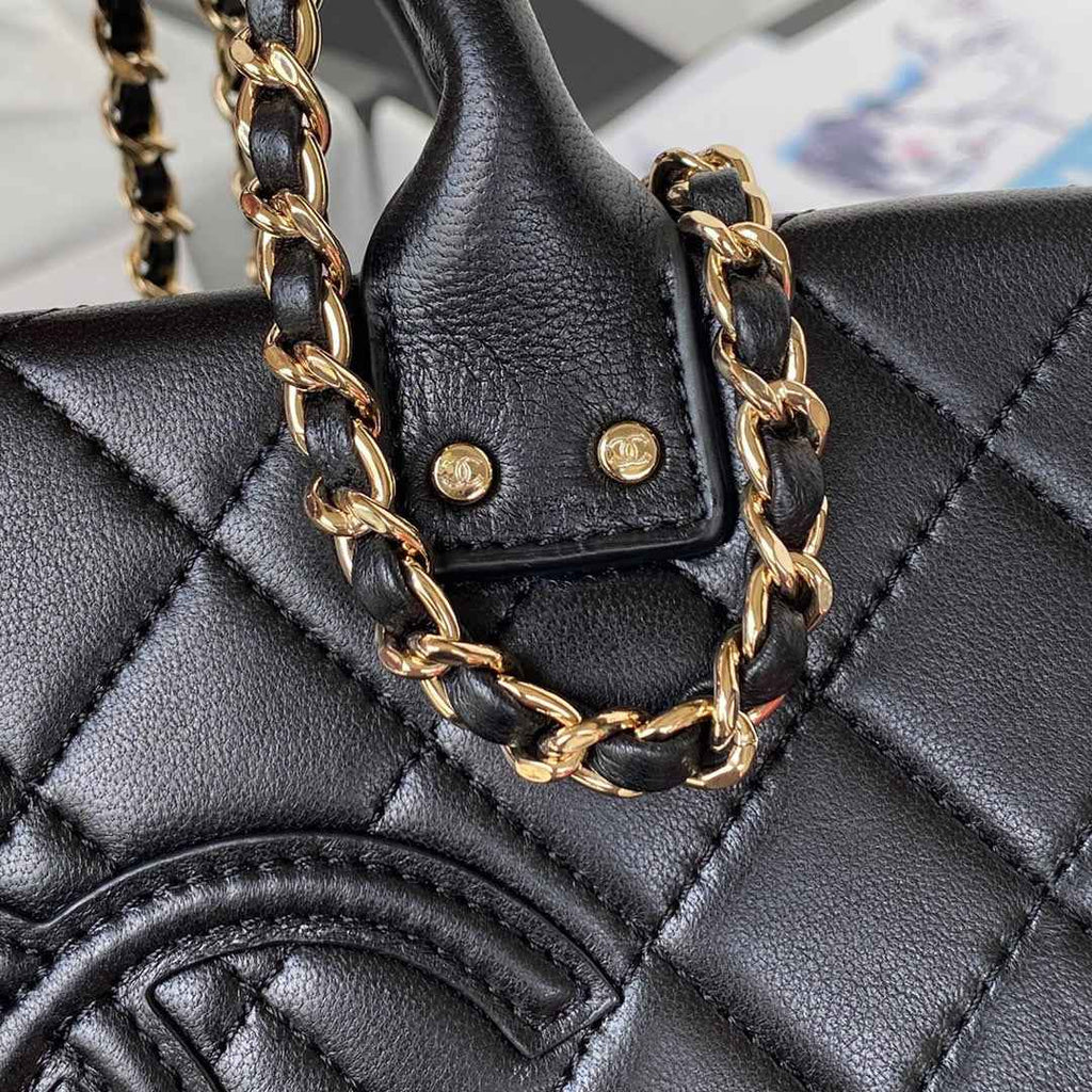 Chanel AS3345 Vanity Case Calfskin Black