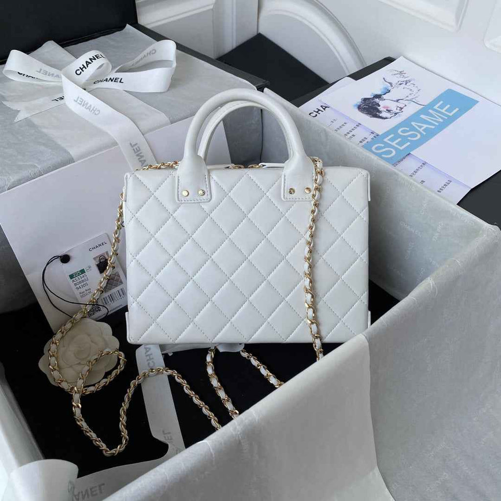 Chanel AS3345 Vanity Case Calfskin white
