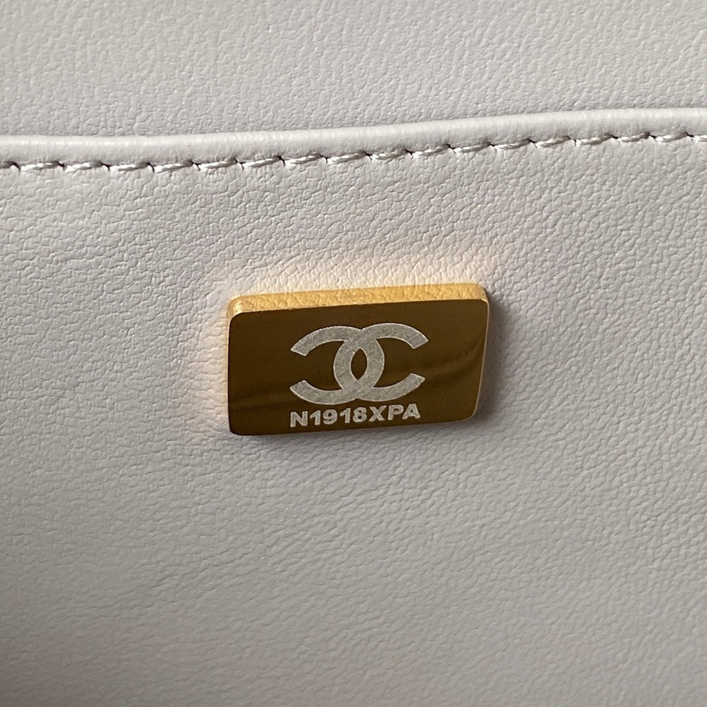 Chanel AS3345 Vanity Case Calfskin Gray