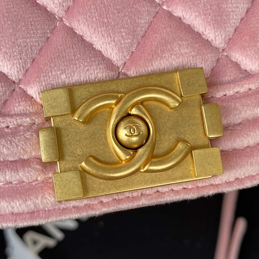 Chanel AS3350 Small BOY Messenger Bag Shearling Lambskin Pink