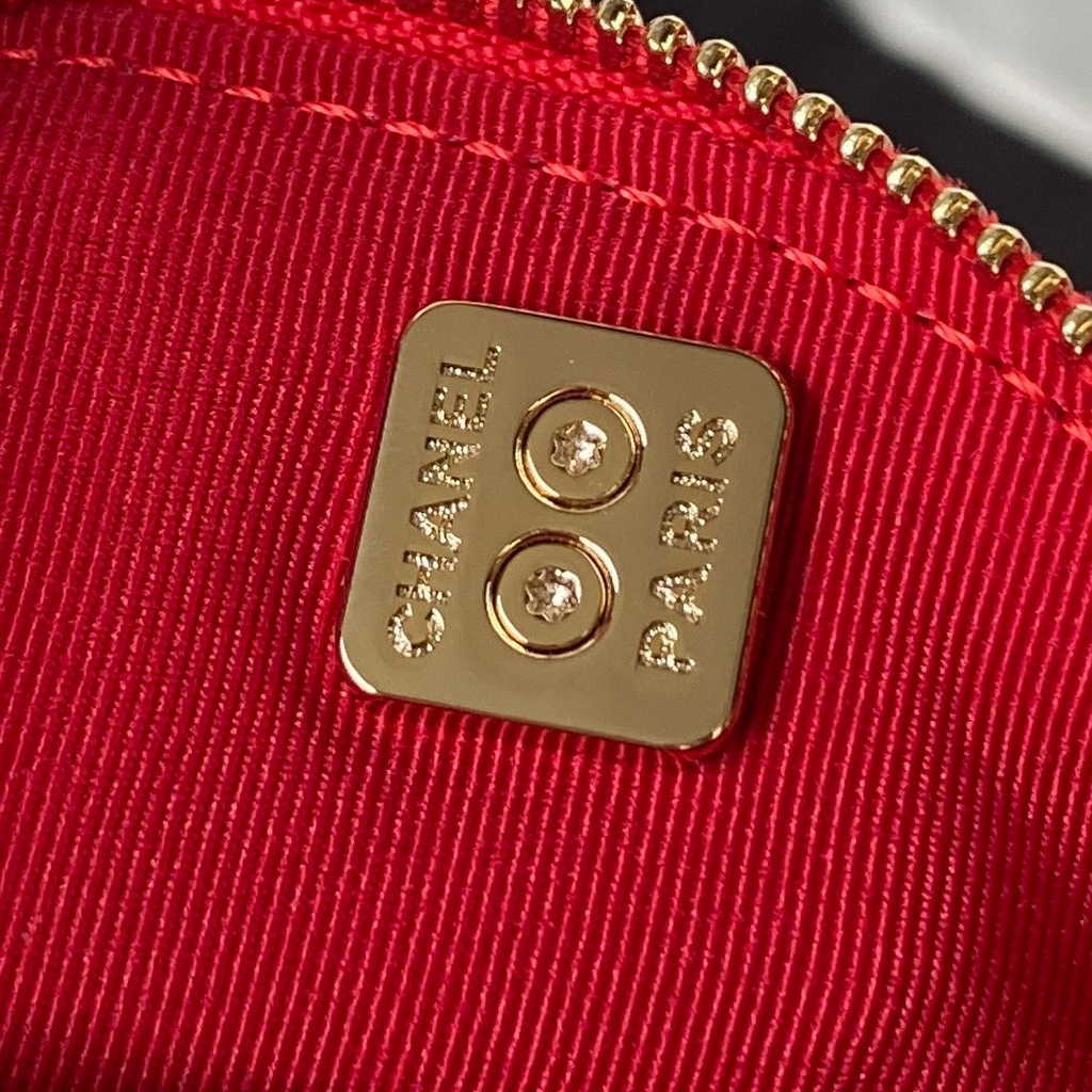 Chanel AS3354 Top Bag Shiny Calfskin Red