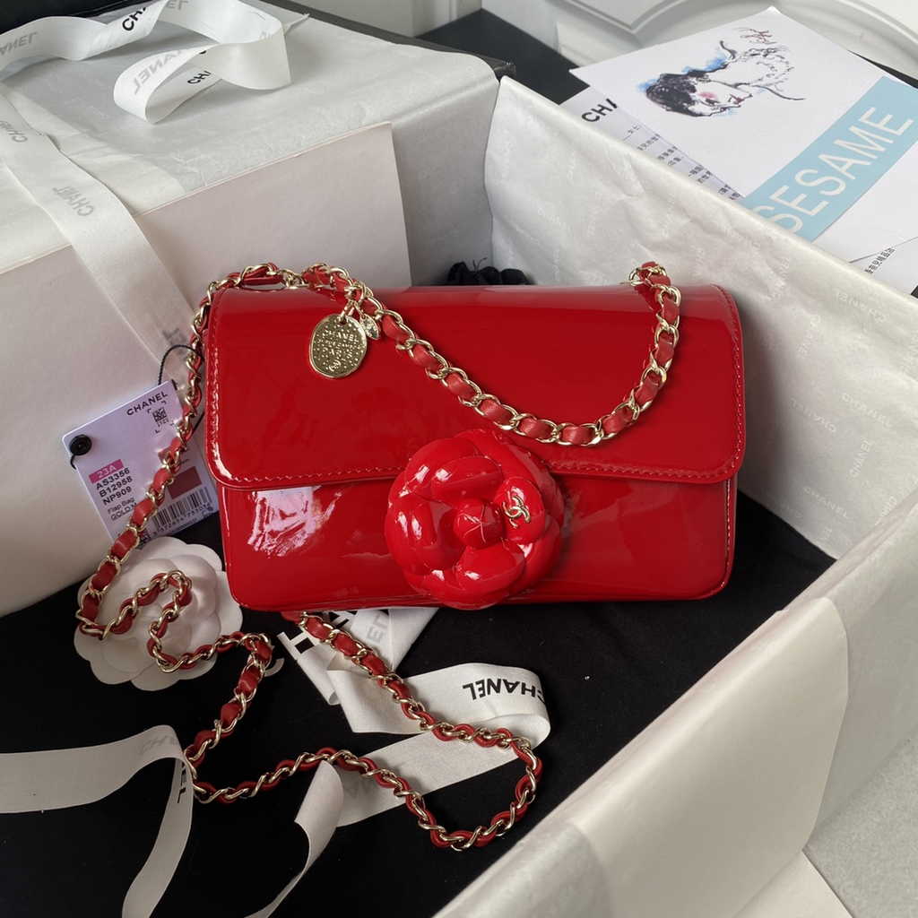 Chanel AS3356 Flap bag Shiny Calfskin gold-tone metal Red