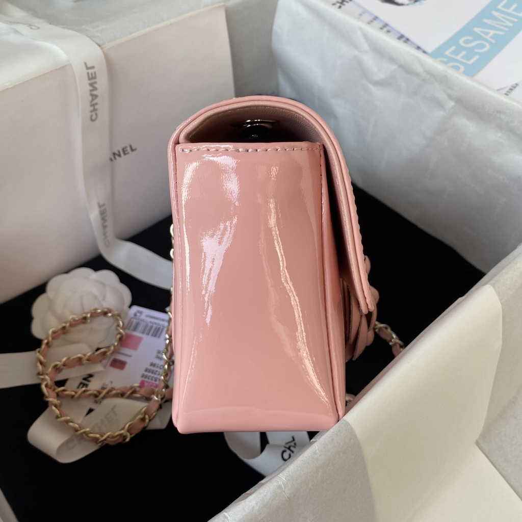 Chanel AS3356 Flap bag Shiny Calfskin gold-tone metal Pink
