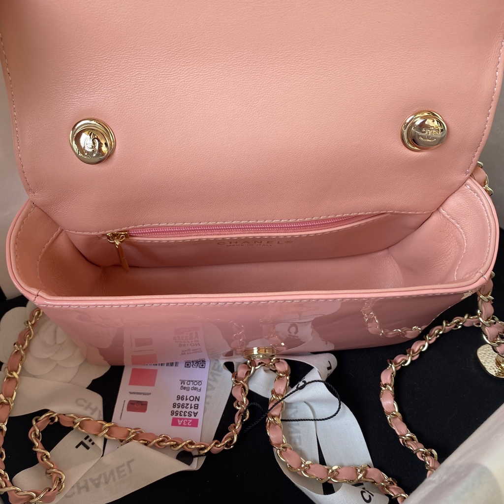 Chanel AS3356 Flap bag Shiny Calfskin gold-tone metal Pink