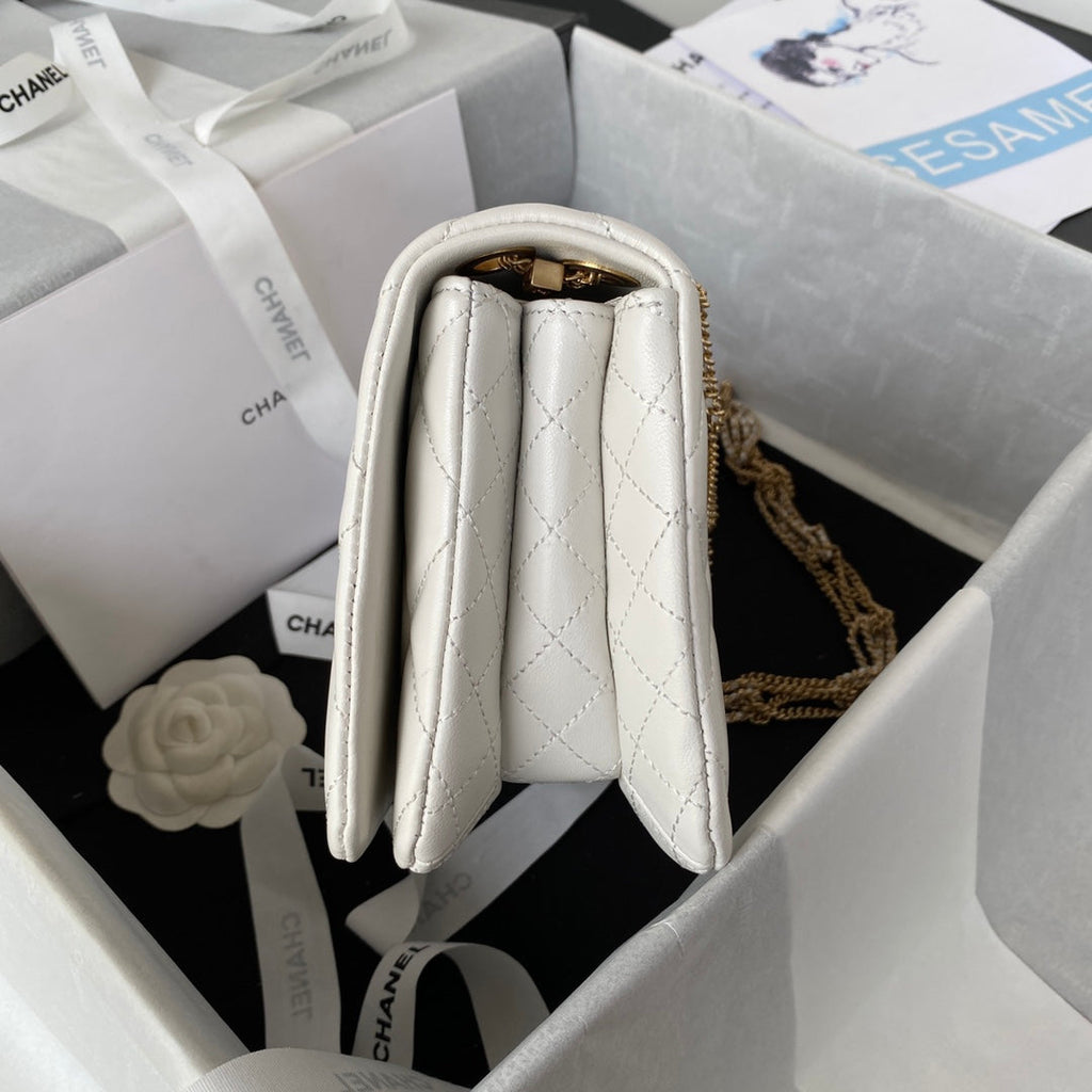 Chanel AS3386 Small Flap Bag Lambskin Fashion White