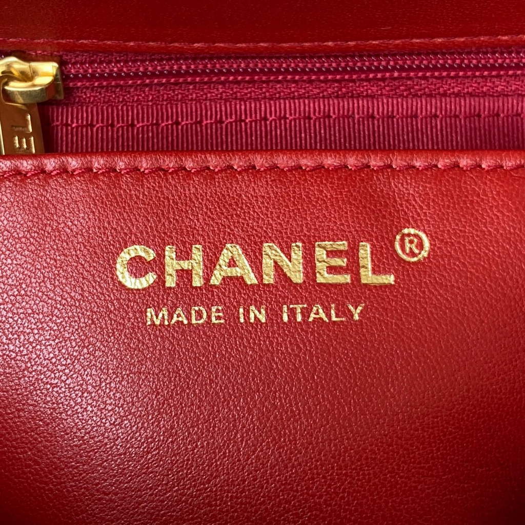 Chanel AS3393 Small Flap Bag Lambskin Red