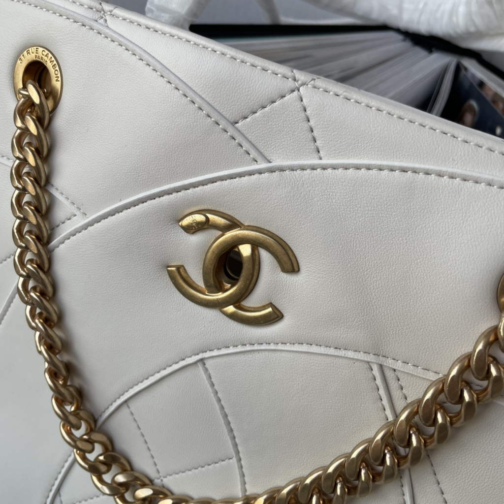 Chanel AS33938 Large Shopping Bag Lambskin In White