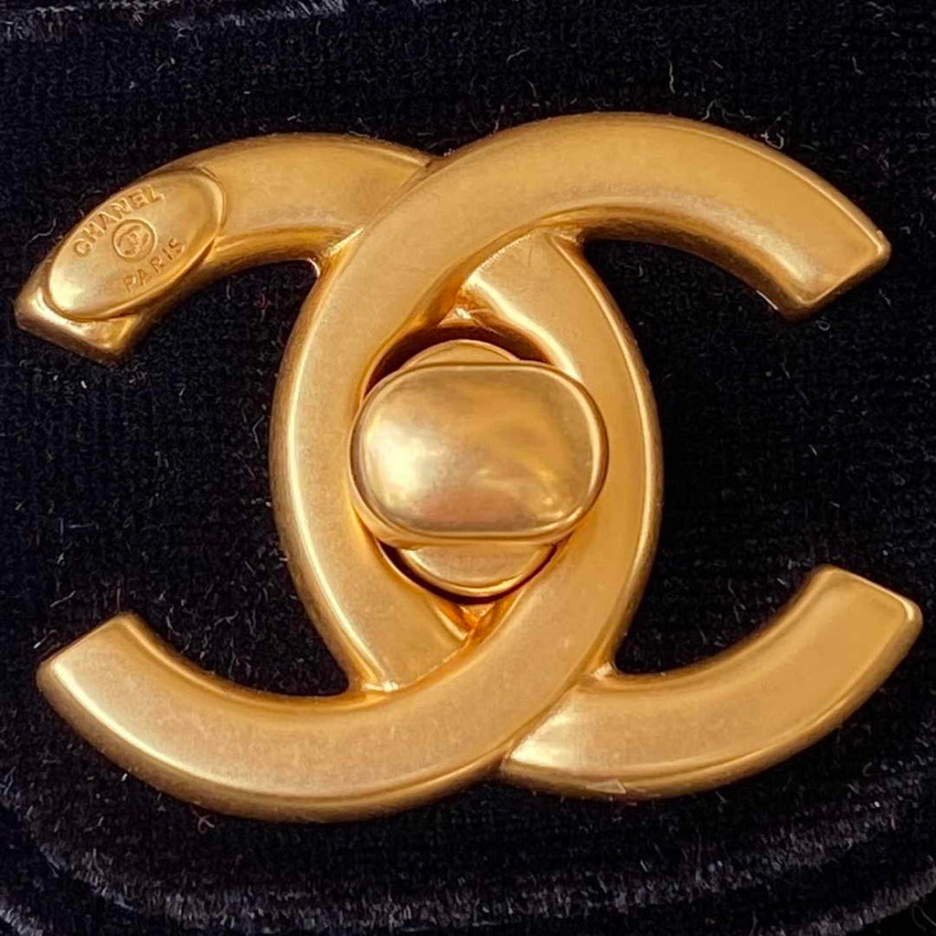 Chanel AS3432 Tote Flap Bag Black Velvet Gold-tone metal