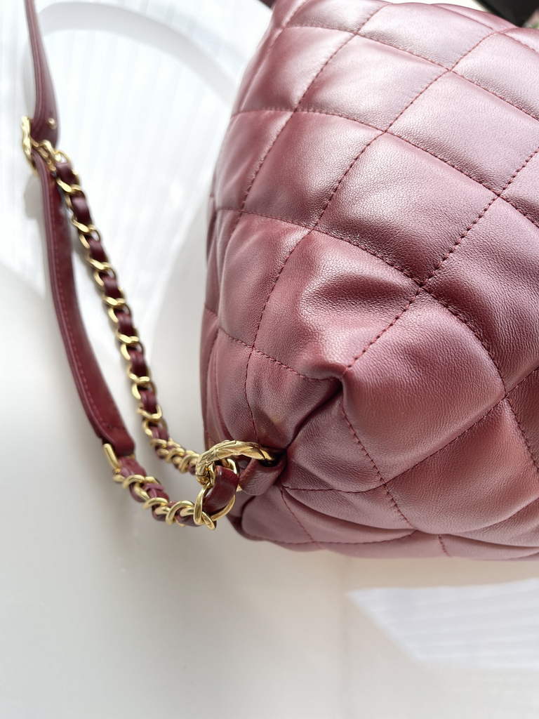 Chanel AS3488 Maxi Hobo Bag Lambskin Red