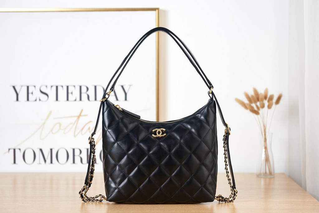 Chanel AS3488 Maxi Hobo Bag Lambskin Black