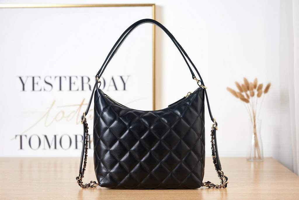 Chanel AS3488 Maxi Hobo Bag Lambskin Black