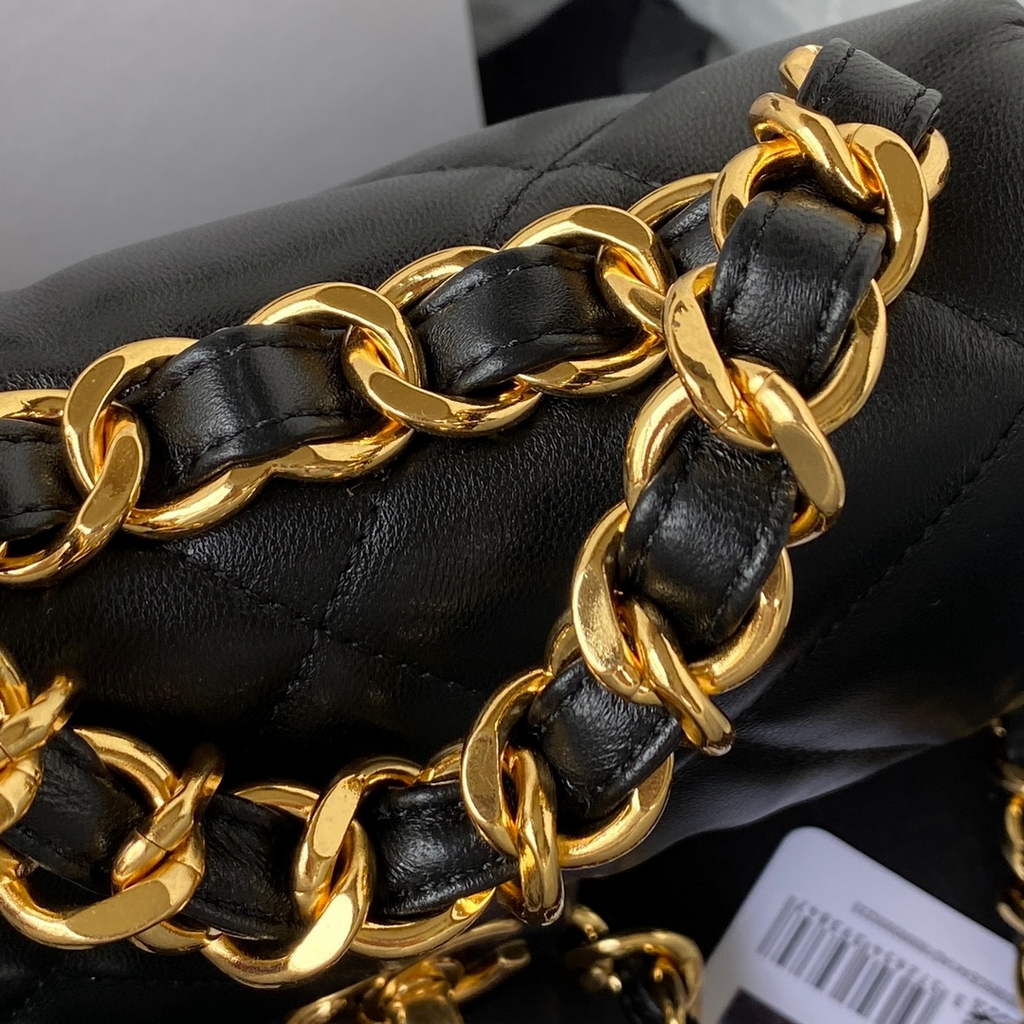 Chanel AS3498 Small Flap Bag Lambskin in black