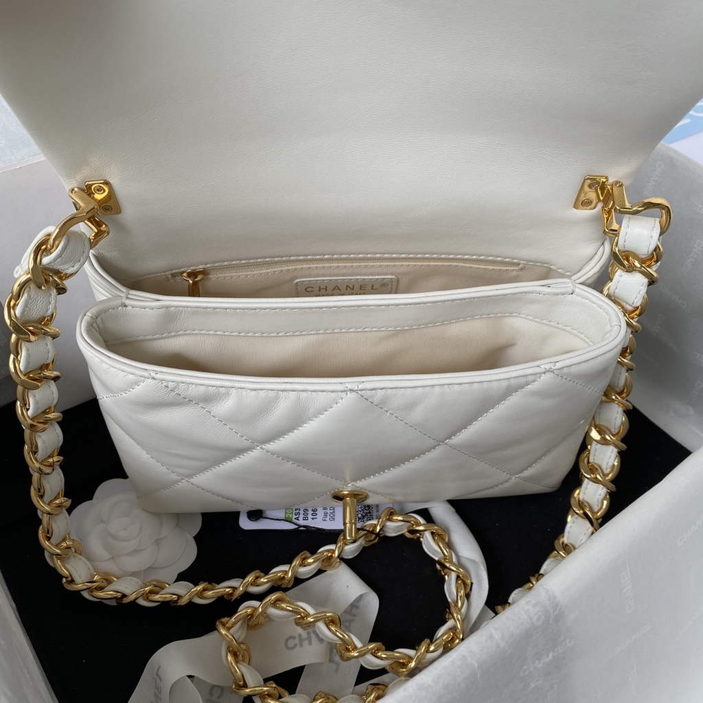 Chanel AS3499 Flap Bag Lambskin in White