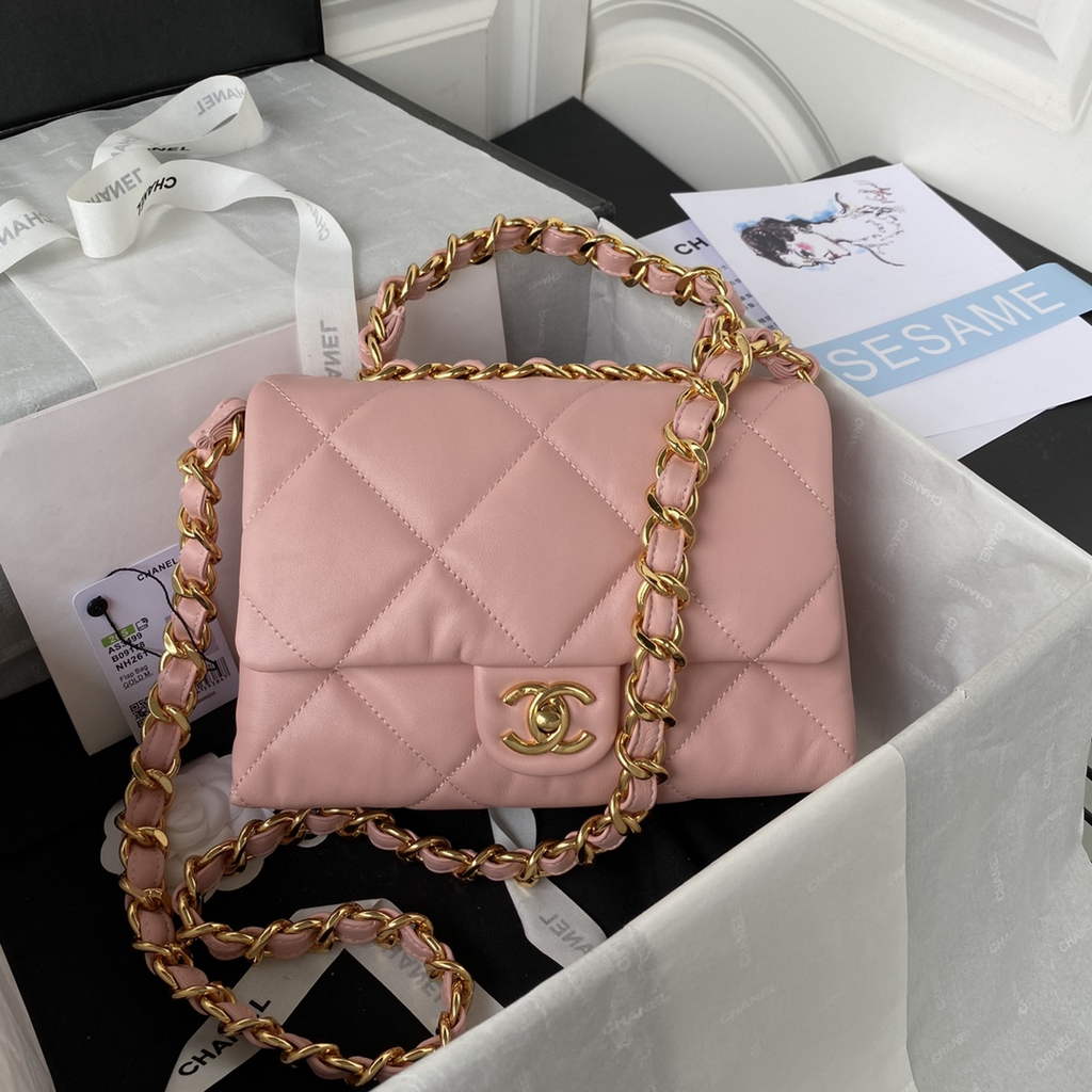 Chanel AS3499 Flap Bag Lambskin in Pink