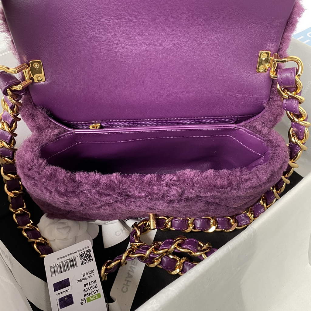 Chanel AS3499 Flap Bag Wool Lambskin in Purple