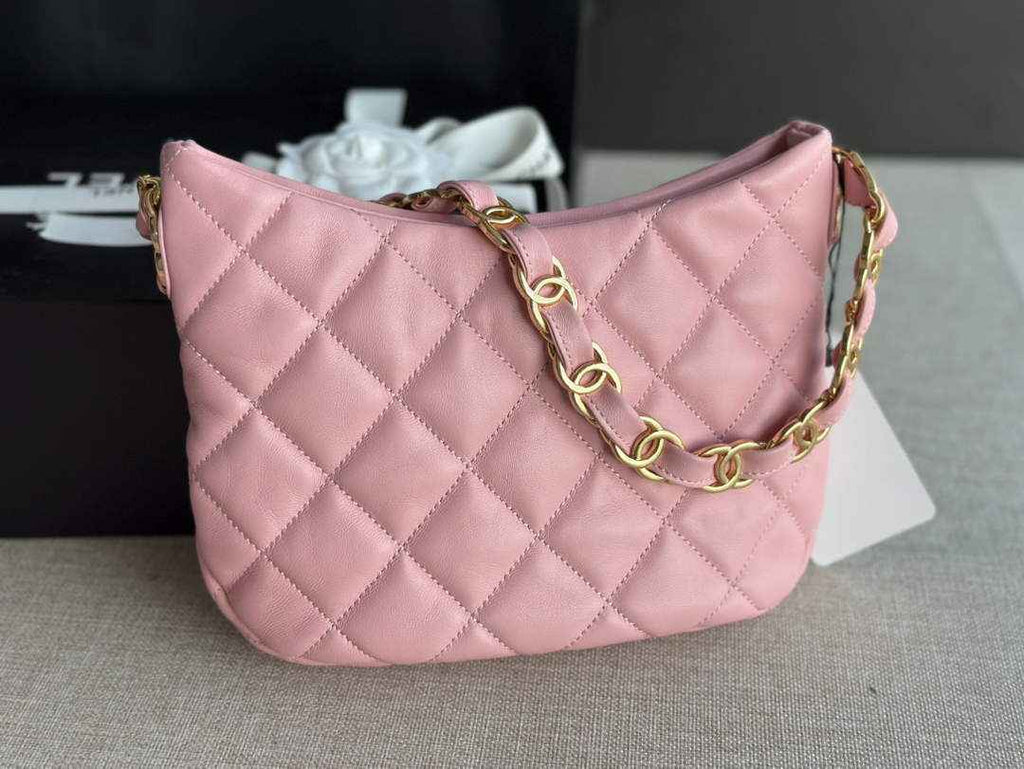 Chanel AS3562 Hobo Handbag Pink Lambskin & Gold-Tone Metal