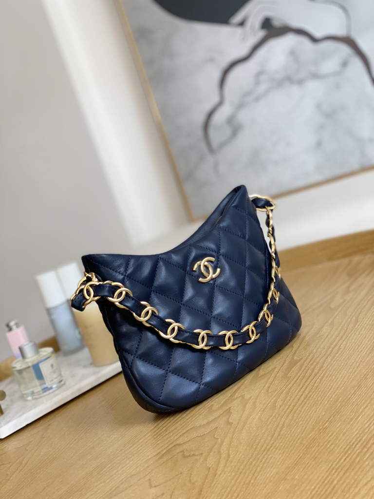 Chanel AS3562 Hobo Handbag Navy blue Lambskin & Gold-Tone Metal