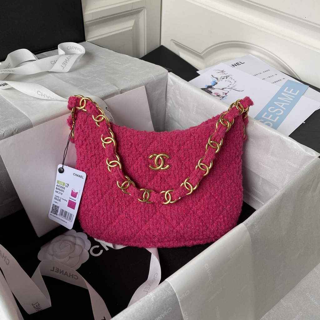 Chanel AS3562 Hobo Handbag Pink Tweeds Fabrics & Gold-Tone Metal