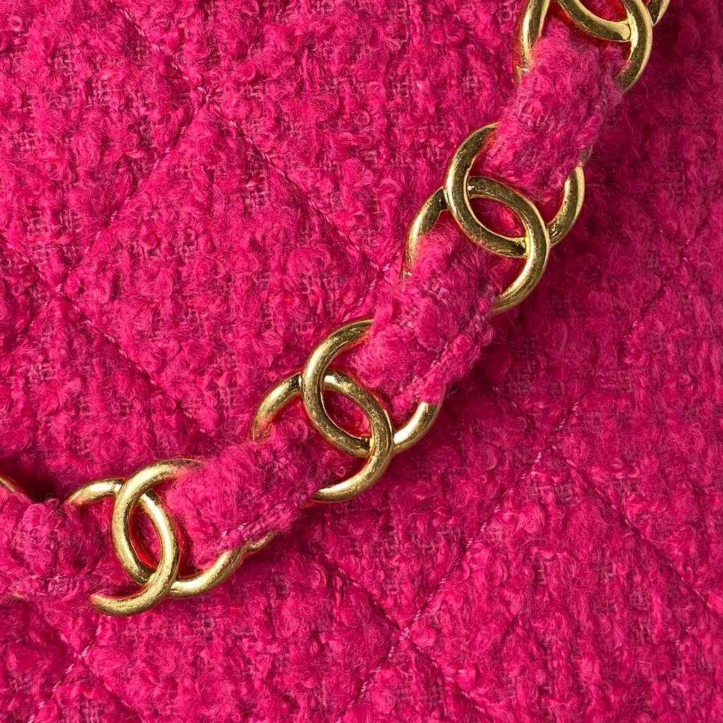 Chanel AS3562 Hobo Handbag Pink Tweeds Fabrics & Gold-Tone Metal