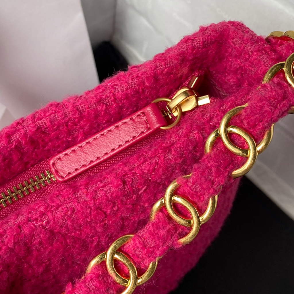 Chanel AS3562 Hobo Handbag Pink Tweeds Fabrics & Gold-Tone Metal