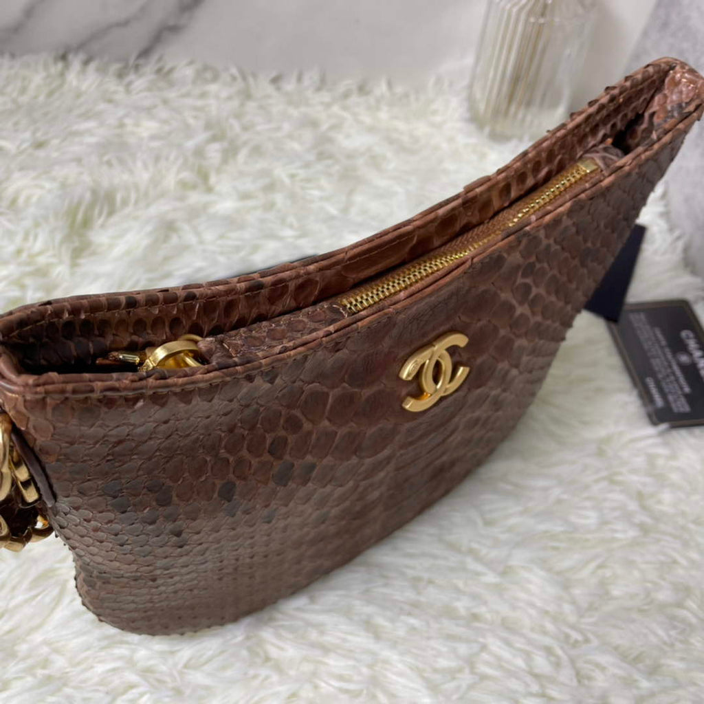 Chanel AS3562 Hobo Handbag Snake & Gold-Tone Metal Brown